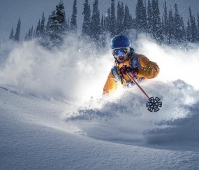 开云体育下载-独步巅峰，英超争冠焦点战与开拓者征服新疆的唯一叙事