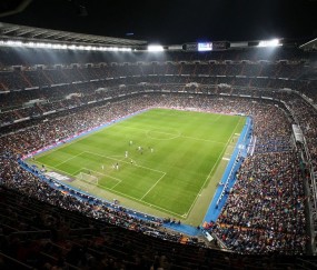 开云体育中国-当白色与深蓝染红伊比利亚，一场不应存在的国家德比，与里昂在比利时废墟上的加冕