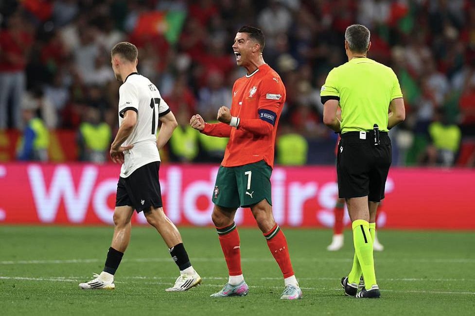 葡萄牙队绝杀德国队,马龙刷新纪录 葡萄牙队绝杀德国队,马龙刷新纪录