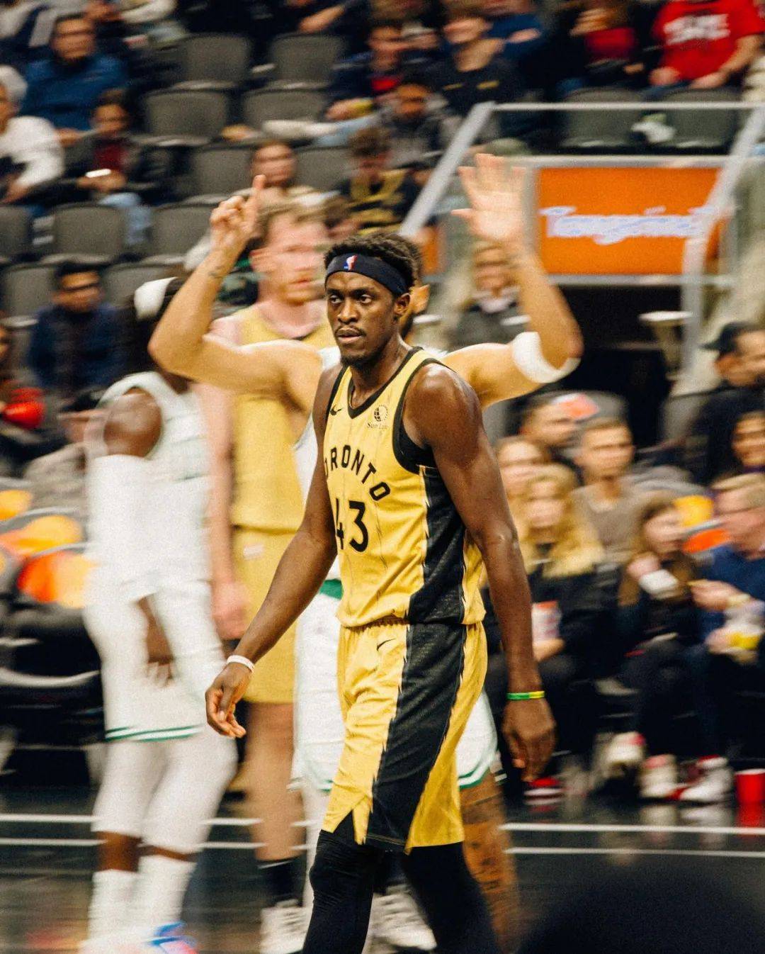 76人翻盘太阳，西亚卡姆惊艳四座