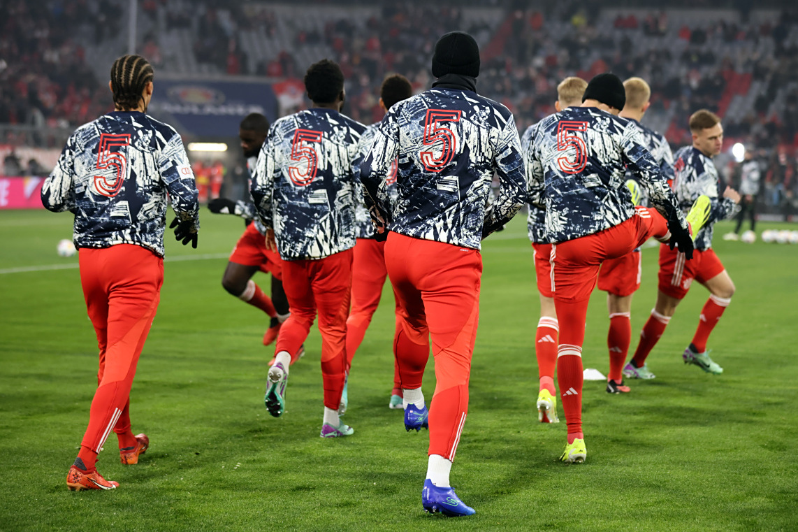 莱比锡红牛碾压拜仁,萨拉赫扛起全队 莱比锡红牛碾压拜仁,萨拉赫扛起全队