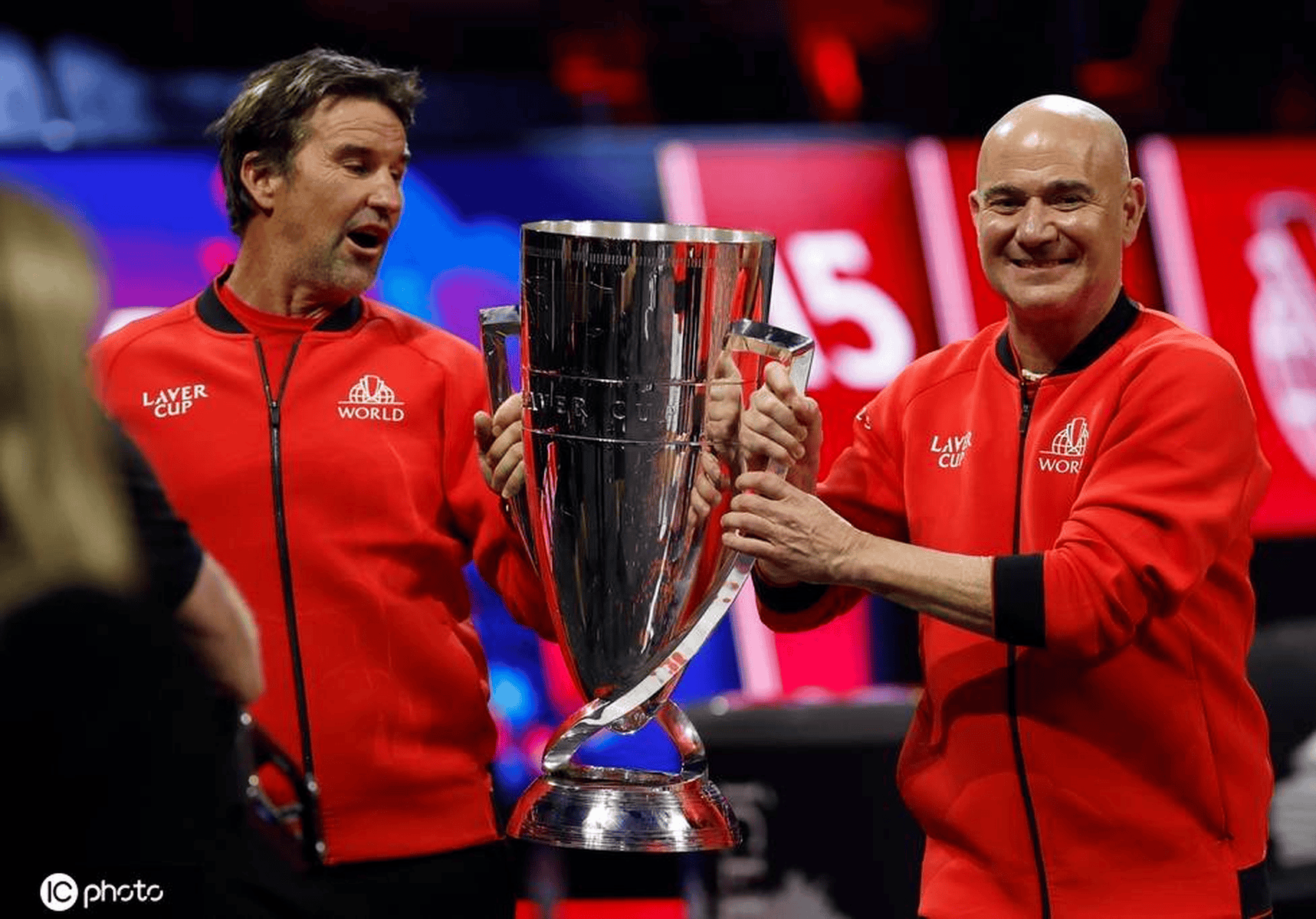 ATP总决赛横扫拉沃尔杯,鲁德点燃赛场 ATP总决赛横扫拉沃尔杯,鲁德点燃赛场