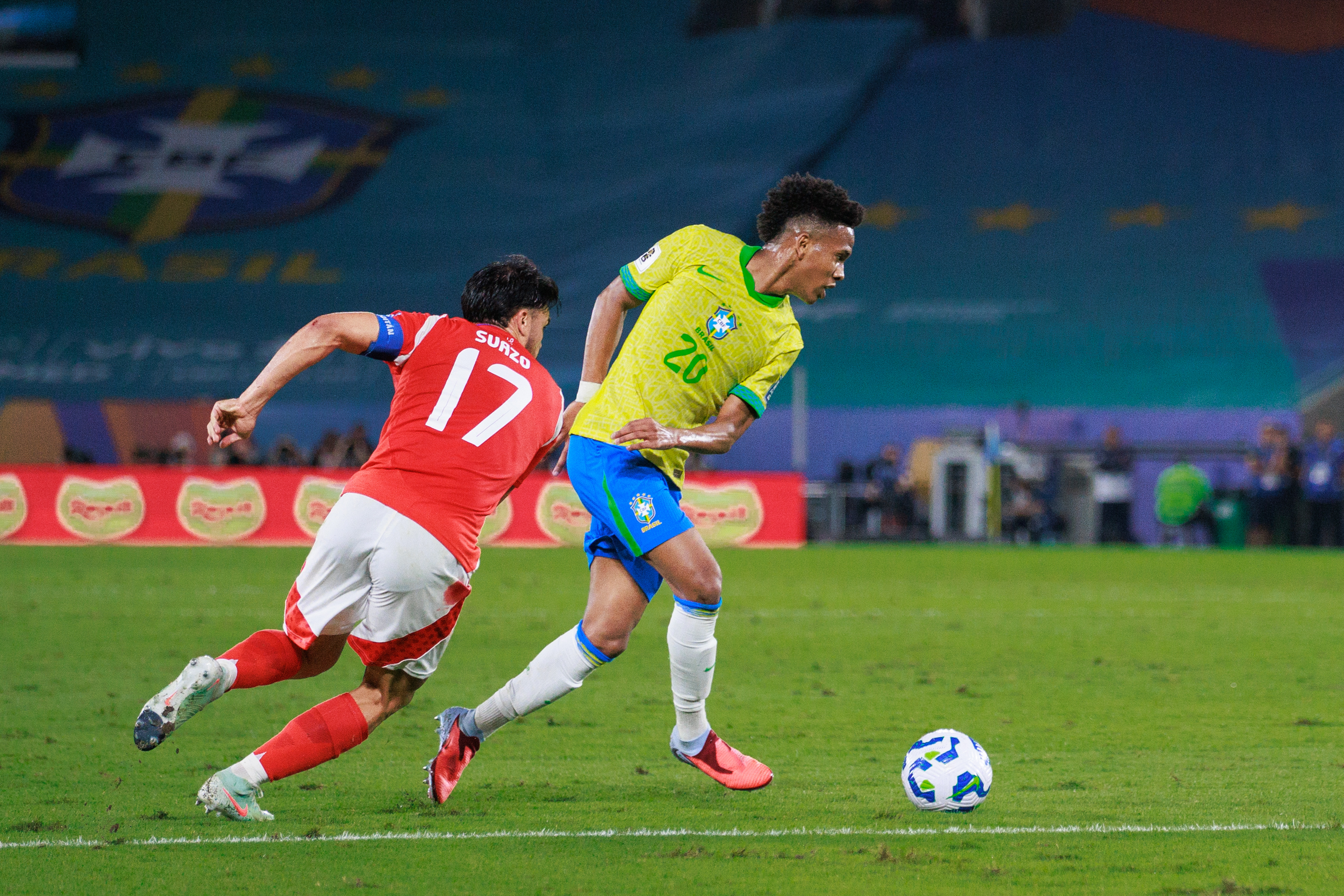 智利队零封对手，晋级下一轮