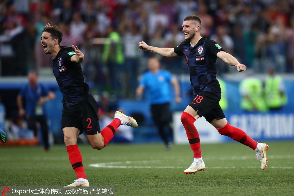 法国队力克丹麦队,黄鸭组合点燃赛场 法国队力克丹麦队,黄鸭组合点燃赛场