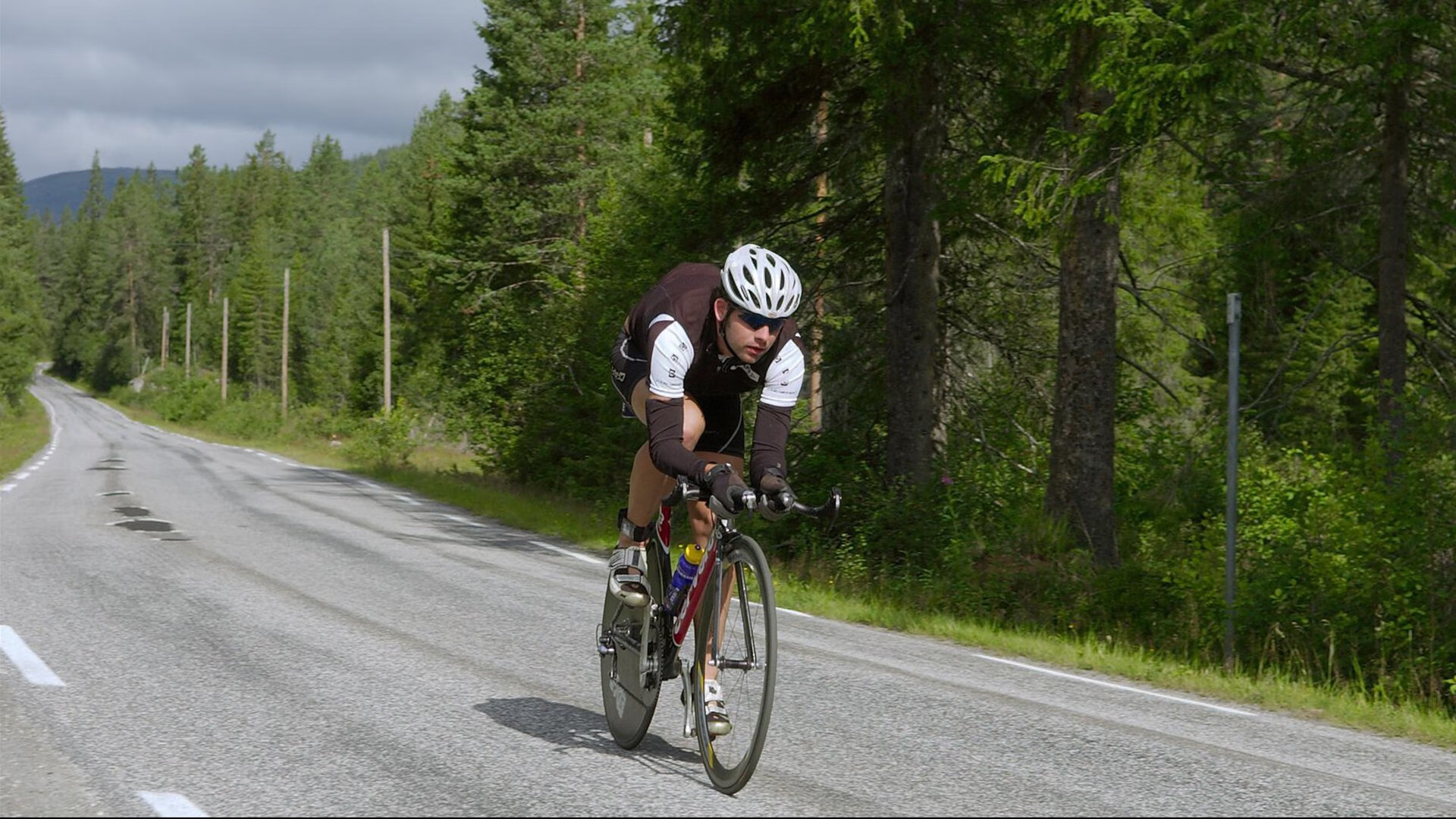 灰熊踏平快船,英格拉姆成为关键先生